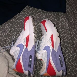 nike women’s air max excee